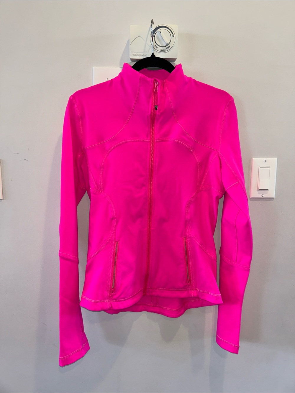 Lululemon Define Jacket - Picture 4 of 6